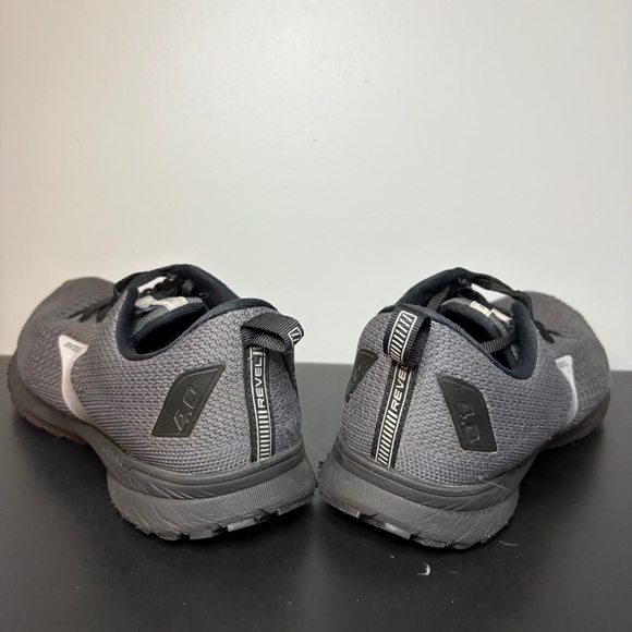 Brooks Revel 4 Men's Size 10 Black Running Sneakers - Picture 4 of 9